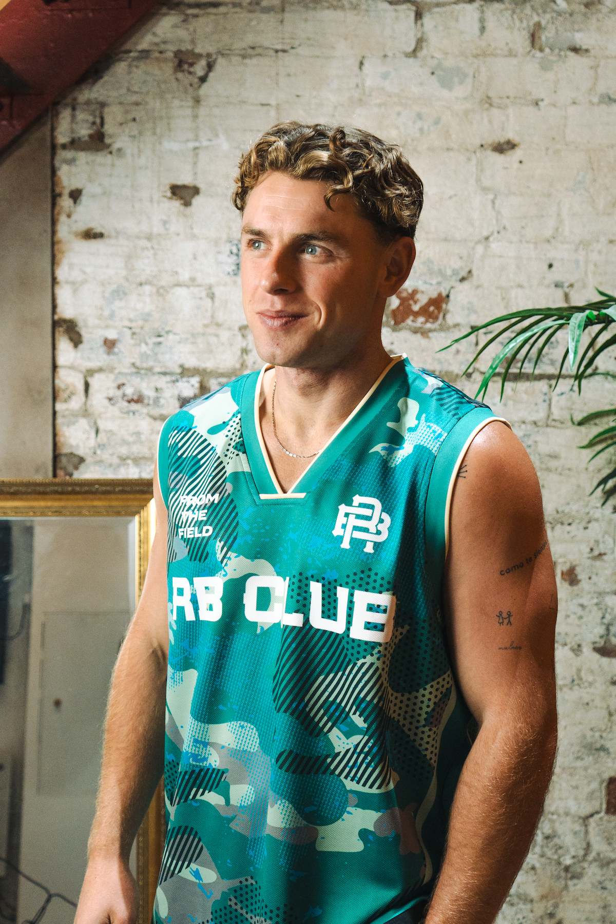 FULL CAM VEST - GREEN & BLUE