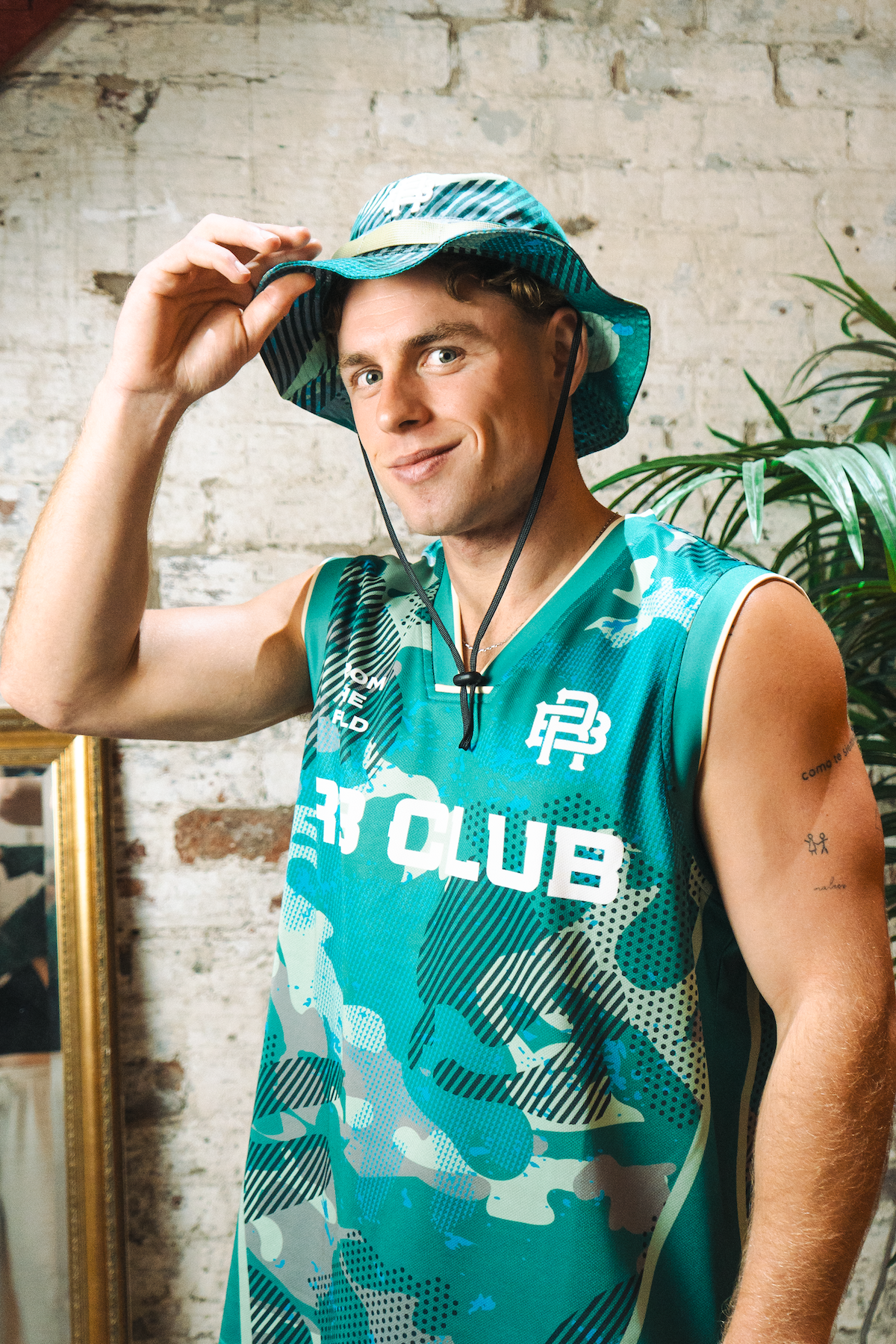 FULL CAM VEST - GREEN & BLUE