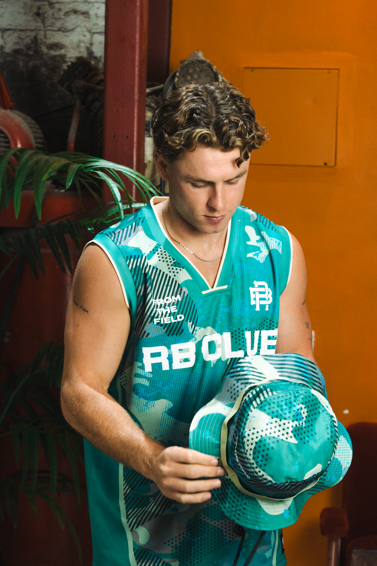 FULL CAM VEST - GREEN & BLUE