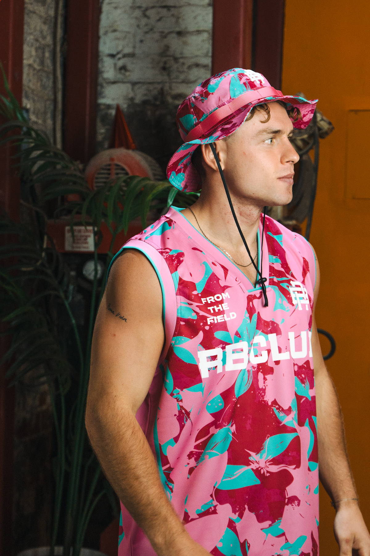 FLAMINGO SPRING VEST - PINK & BLUE
